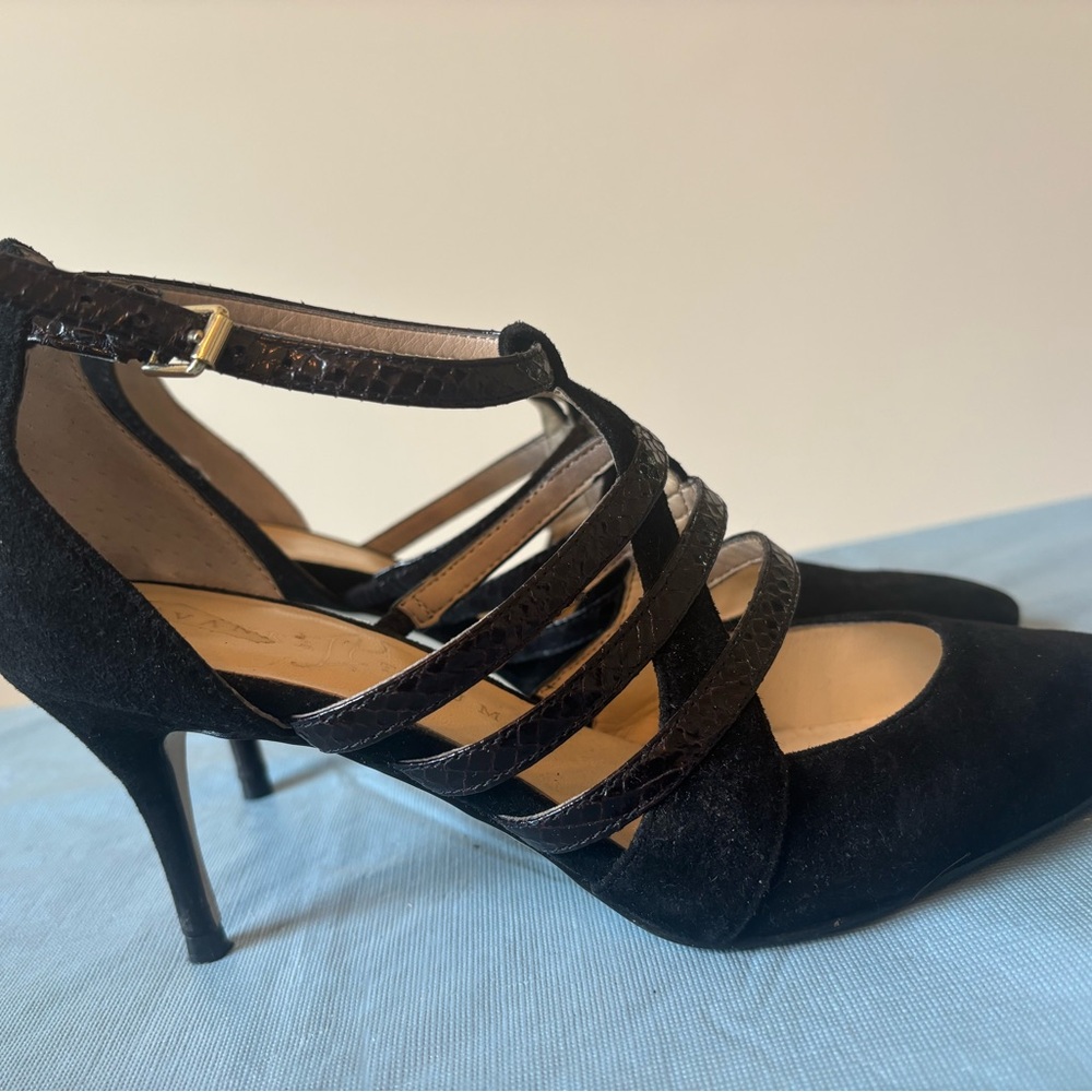 IVANKA TRUMP BLACK HIGH HEEL SHOES - 6M - Picture 4 of 9